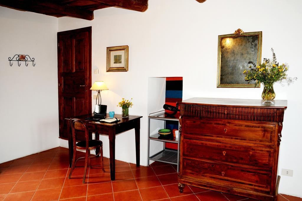 Agriturismo Naioli Pitigliano Rum bild